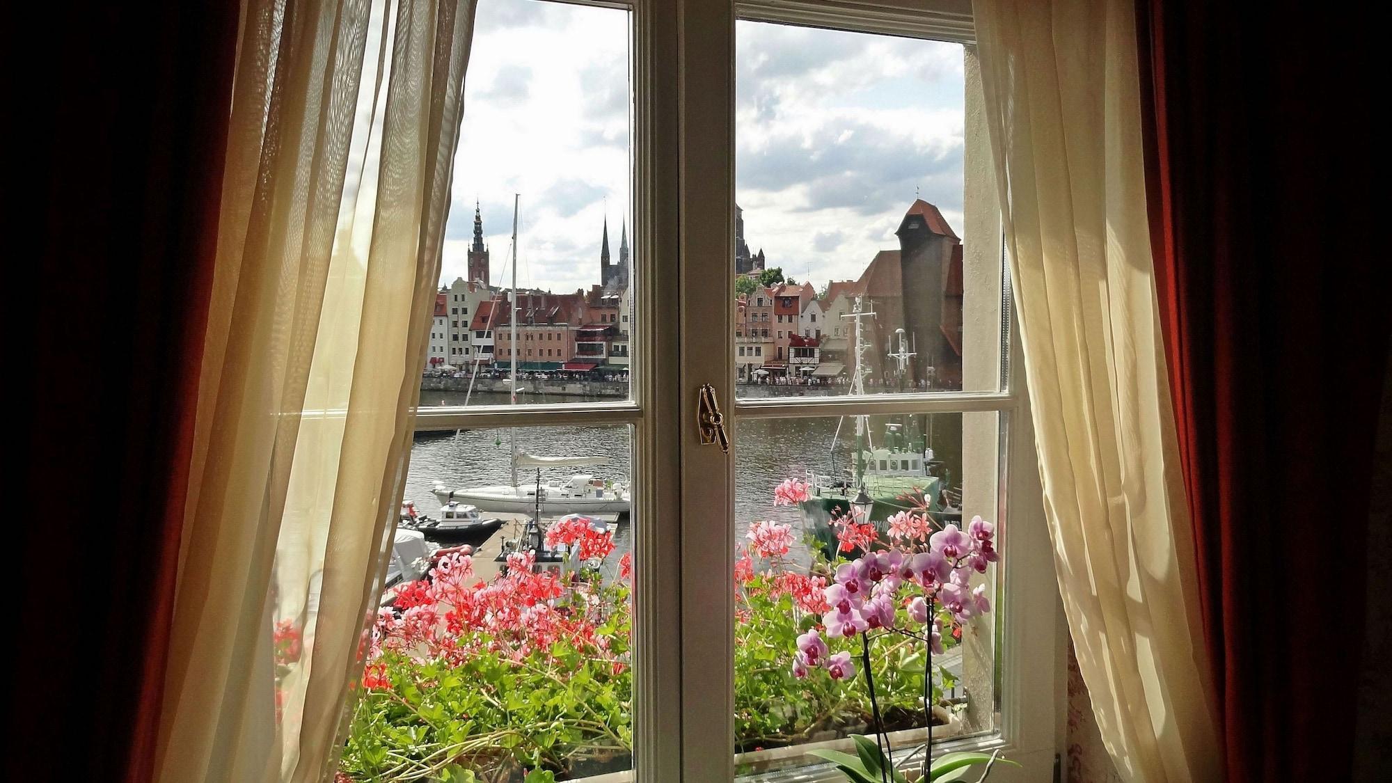 Podewils Old Town Gdansk Exterior photo